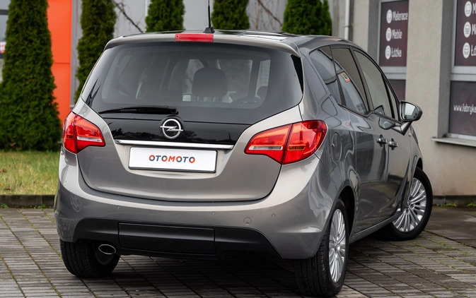 Opel Meriva cena 26700 przebieg: 159000, rok produkcji 2011 z Poznań małe 704
